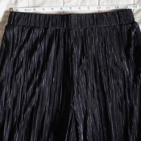 Banana Republic Black Satin Pleated Wide Leg Flowy Plisse Pant NWT - Picture 4 of 11